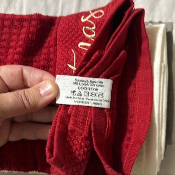DC Red White Ivory Gray Cotton Lyocell Blend Dish Tea Kitchen Towel Set of 4 - Picture 6 of 8